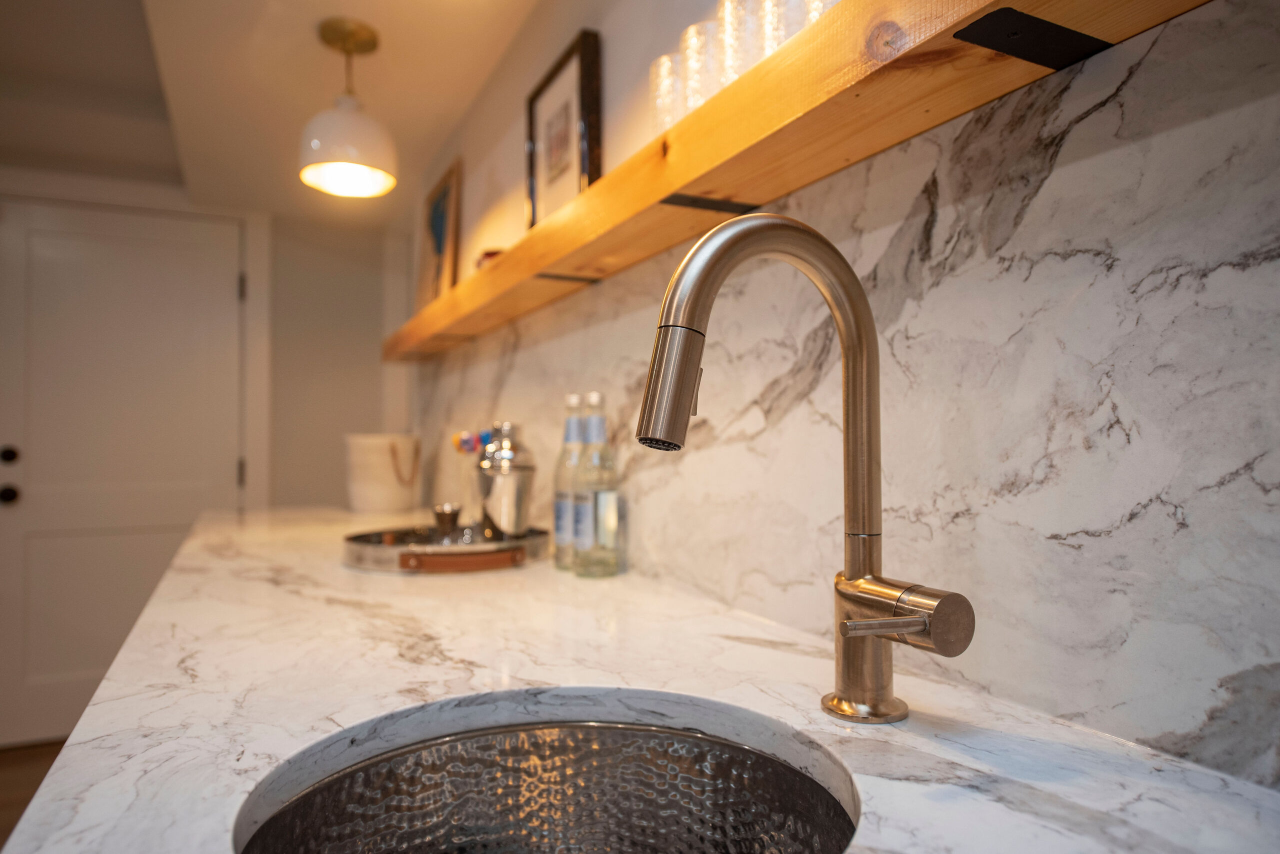 Basement wet bar fixtures